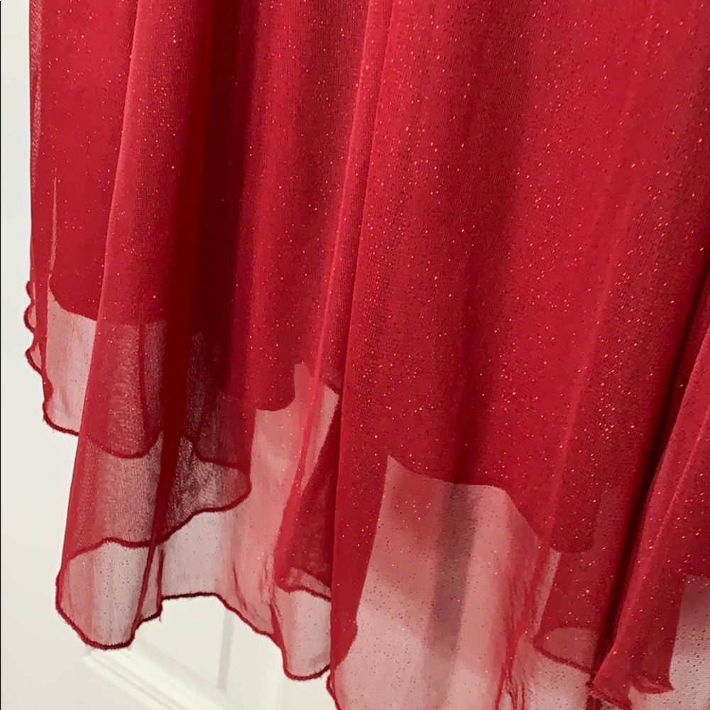 Red dress - Picture 4 of 4